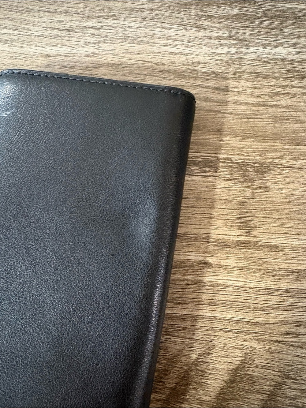 Michael Kors Black Leather Compact Wallet with Logo - Picture 3 of 5